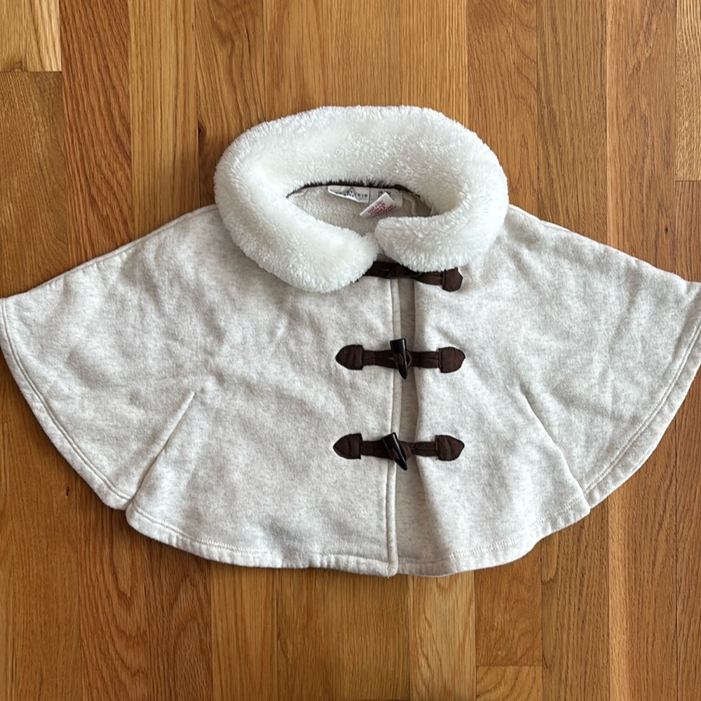 12M Max Studio Baby Cape